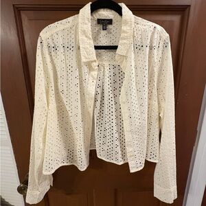 Jessica Simpson cream colored Eyelet Button-Up Blouse